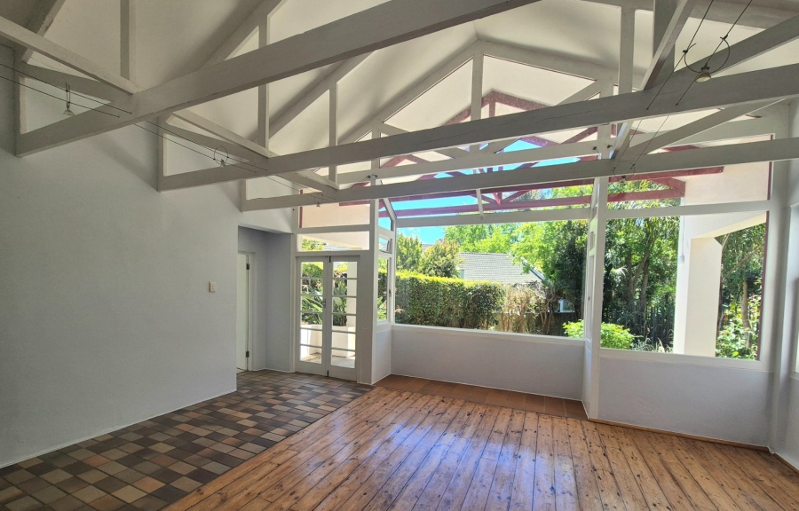 5 Bedroom Property for Sale in Heatherlands Western Cape